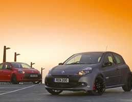 2012 RENAULT CLIO