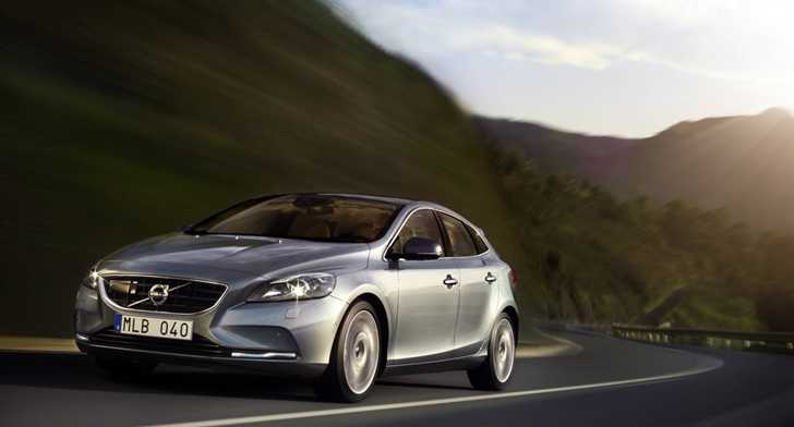 2012 VOLVO V40