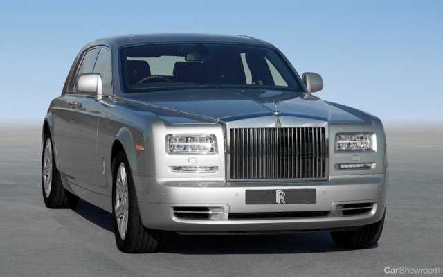 Rolls-Royce Phantom Series II Debuts In Geneva 