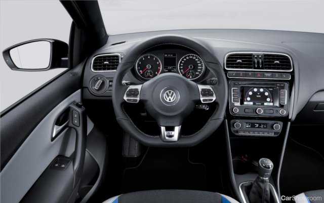 2012 VOLKSWAGEN POLO