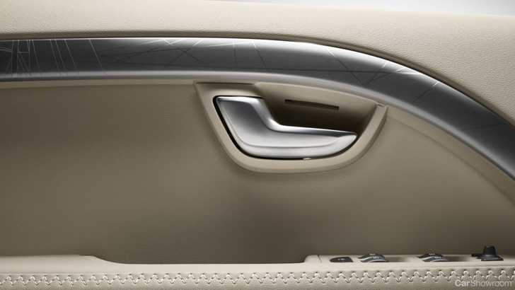 2012 VOLVO