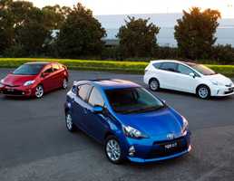 2012 TOYOTA PRIUS