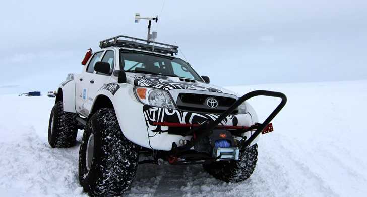 2012 TOYOTA HILUX
