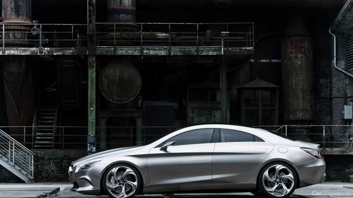 2012 MERCEDES-BENZ