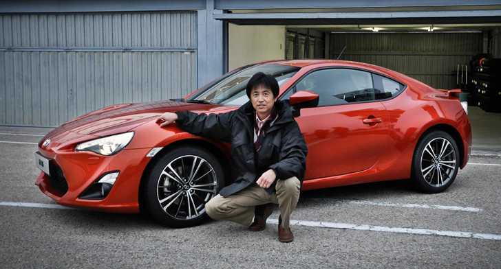 2012 TOYOTA