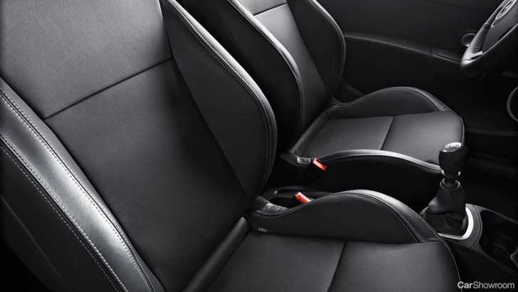 2012 RENAULT CLIO