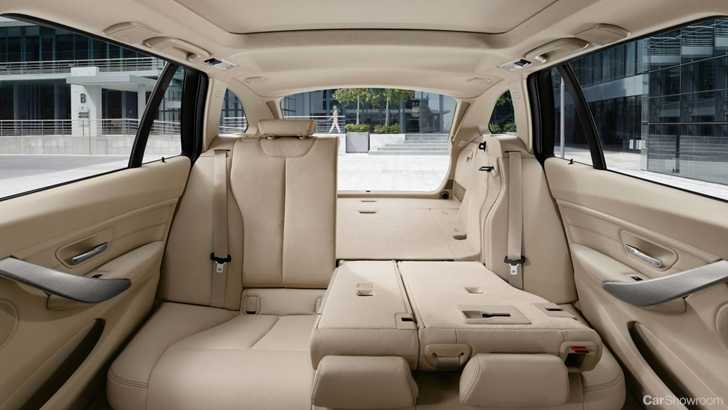 2012 BMW 3 4D WAGON
