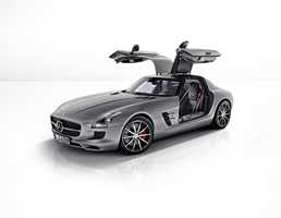 2012 MERCEDES-BENZ SLS