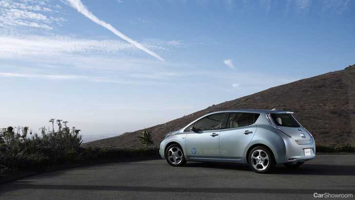 2012 NISSAN