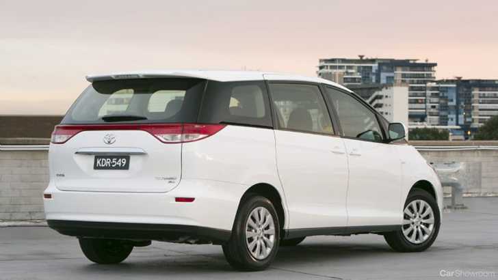 2012 TOYOTA TARAGO