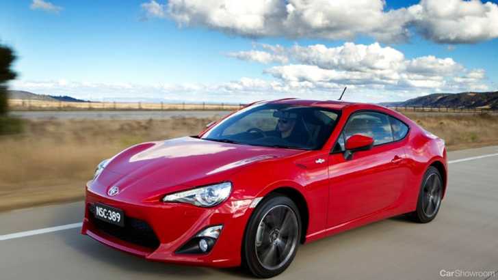 2012 TOYOTA