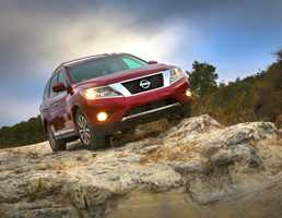 2012 NISSAN PATHFINDER
