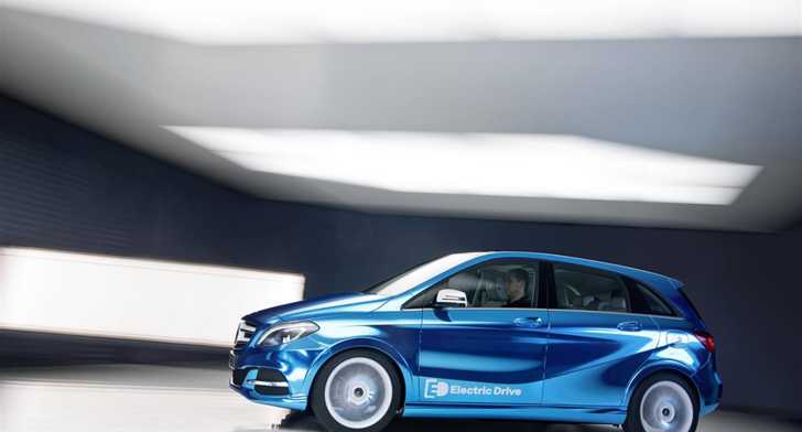 2012 MERCEDES-BENZ