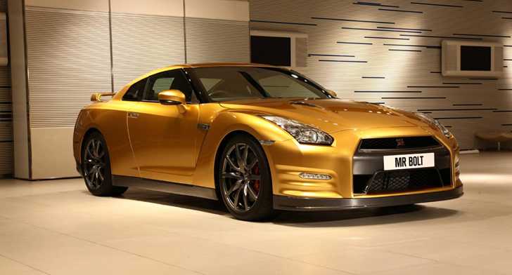 2012 NISSAN GT-R