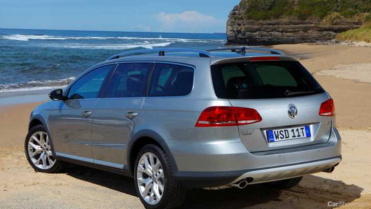 2012 VOLKSWAGEN PASSAT 4D WAGON
