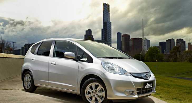 2012 HONDA JAZZ