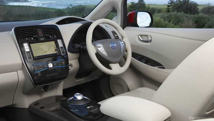 2012 NISSAN LEAF