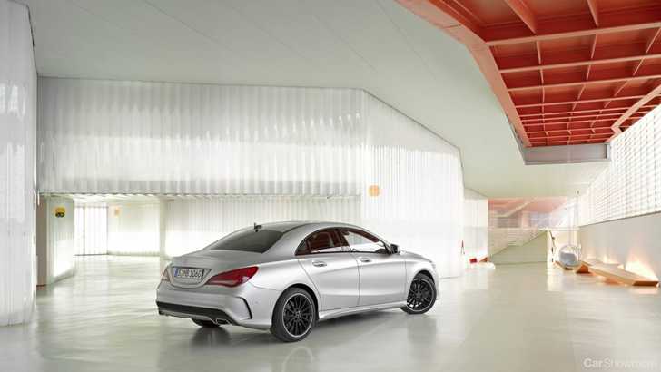 2013 MERCEDES-BENZ