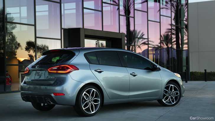 2013 KIA CERATO