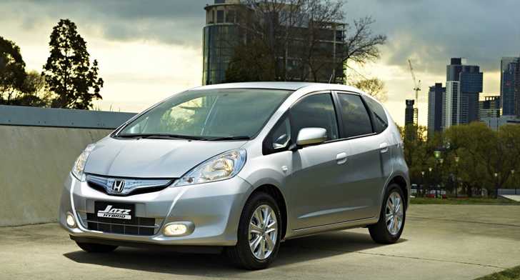 2013 HONDA JAZZ