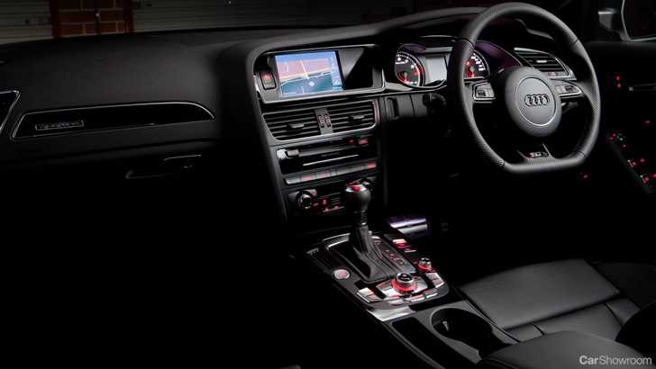 2013 AUDI