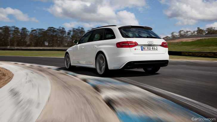 2013 AUDI