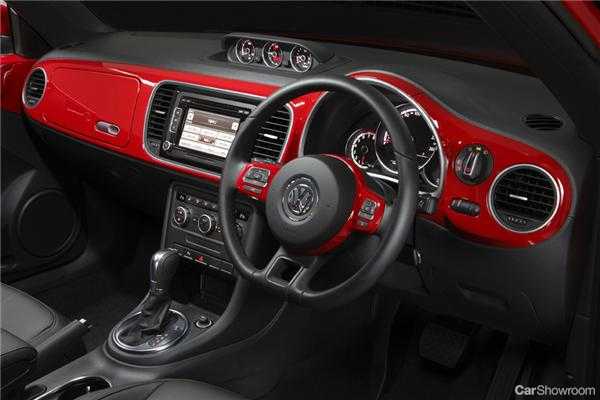 2013 VOLKSWAGEN BEETLE