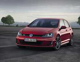 2013 VOLKSWAGEN GOLF