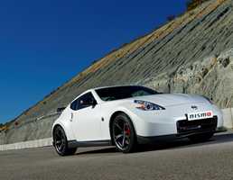 2013 NISSAN 370Z