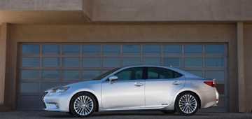 2013 LEXUS