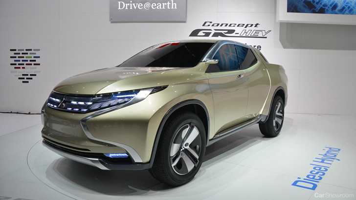 2013 MITSUBISHI