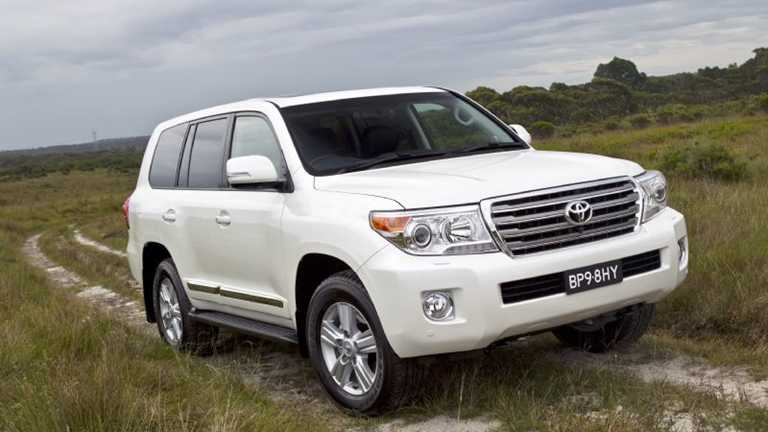 2013 TOYOTA LANDCRUISER