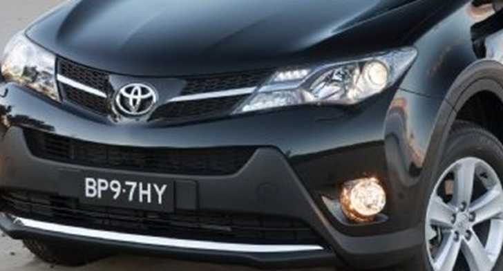 2013 TOYOTA KLUGER