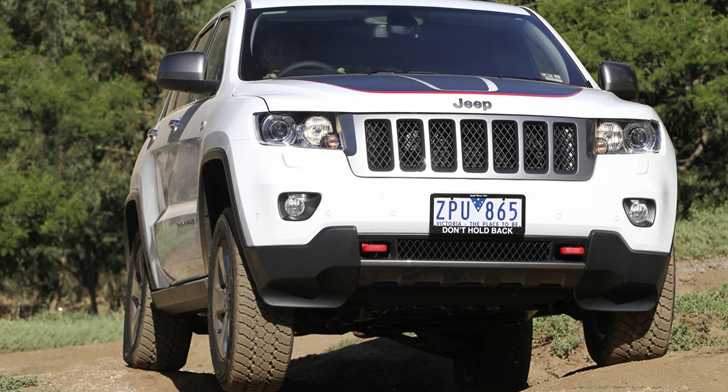 2013 JEEP GRAND CHEROKEE 4D WAGON
