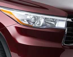 2013 TOYOTA KLUGER
