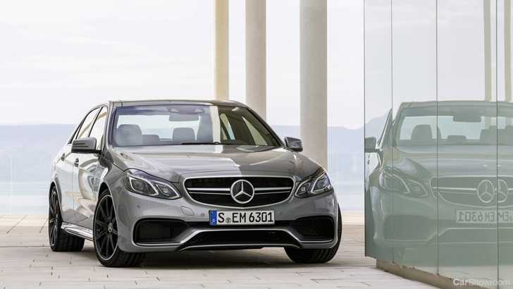 2013 MERCEDES-BENZ E200
