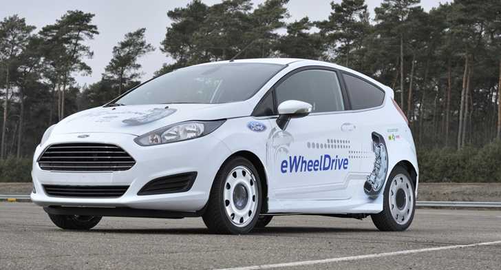 2013 FORD FIESTA