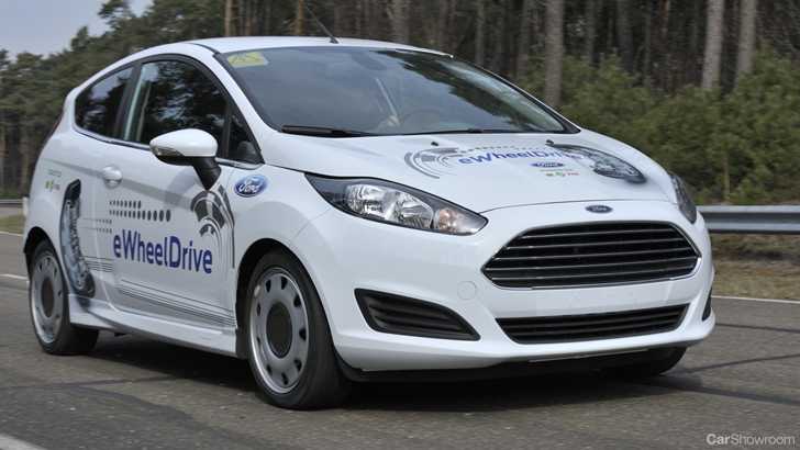 2013 FORD FIESTA