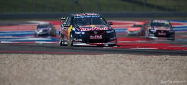 Whincup-Lowndes Dominate As V8s Fail To Fire in U.S.A.