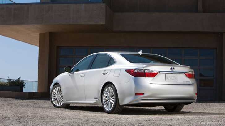 2013 LEXUS