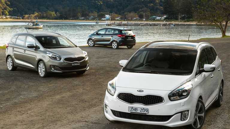 2013 KIA RONDO