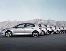 2013 VOLKSWAGEN GOLF
