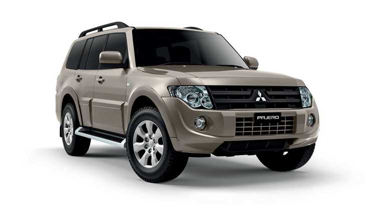 2013 MITSUBISHI PAJERO