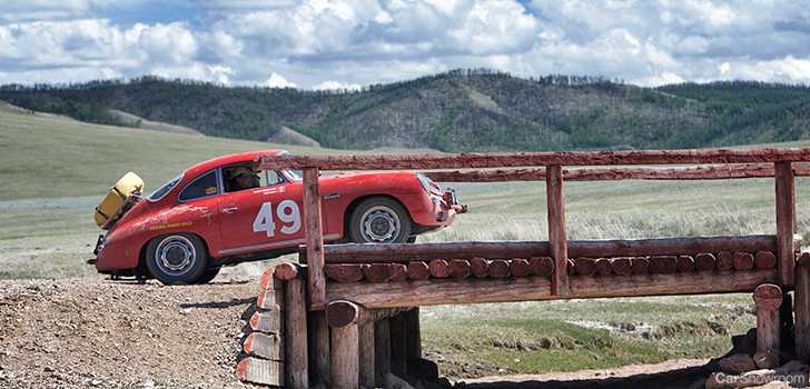 Aussies Lead Peking-To-Paris 