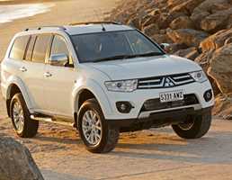 2013 MITSUBISHI CHALLENGER