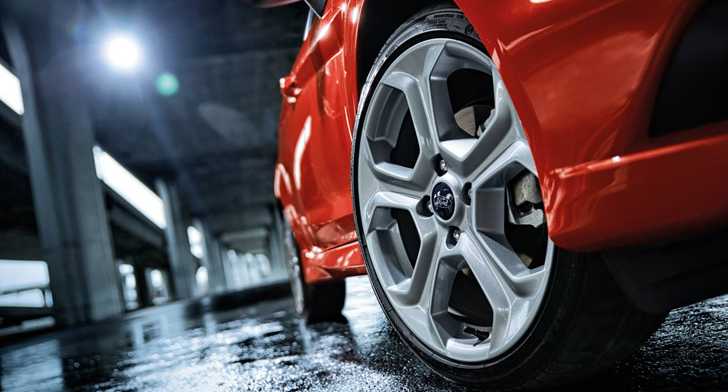 2013 FORD FIESTA