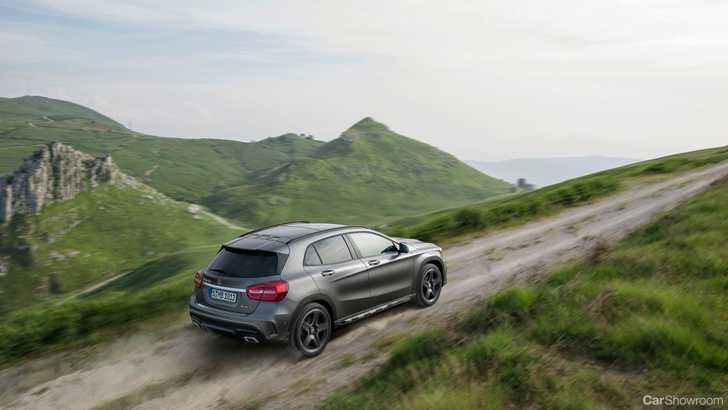 2013 MERCEDES-BENZ
