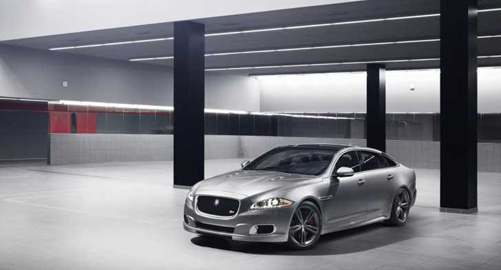 2013 JAGUAR XJ