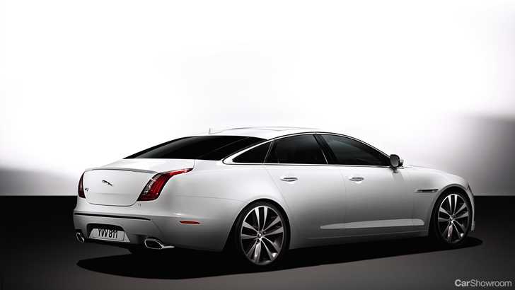 2013 JAGUAR XJ