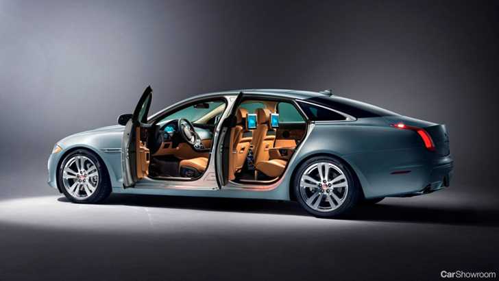 2013 JAGUAR XJ